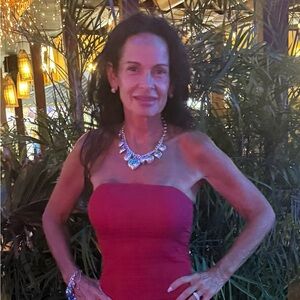 Meet your Posher, Christine